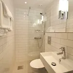 Hotell Alstor 3*