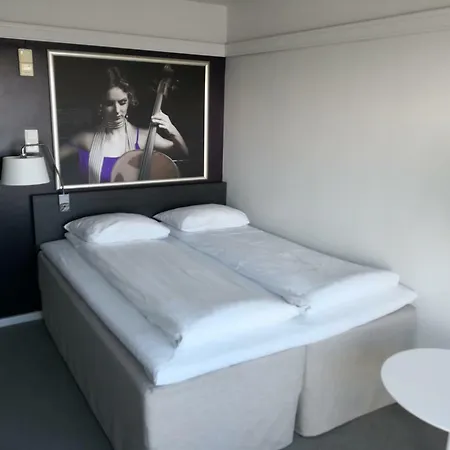 Hotel Alstor 3*